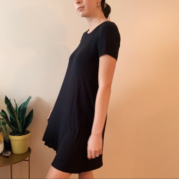 Simple Black T-Shirt Dress - Picture 2 of 2